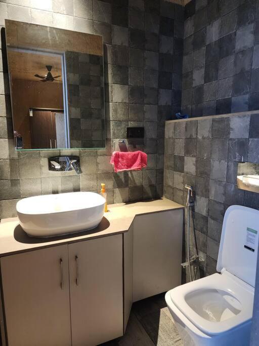Revanta Studio Flat Kolhapur Ngoại thất bức ảnh