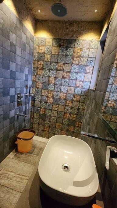Revanta Studio Flat Kolhapur Ngoại thất bức ảnh